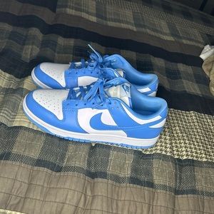 Nike Dunk Low UNC size 10 slightly used no box
